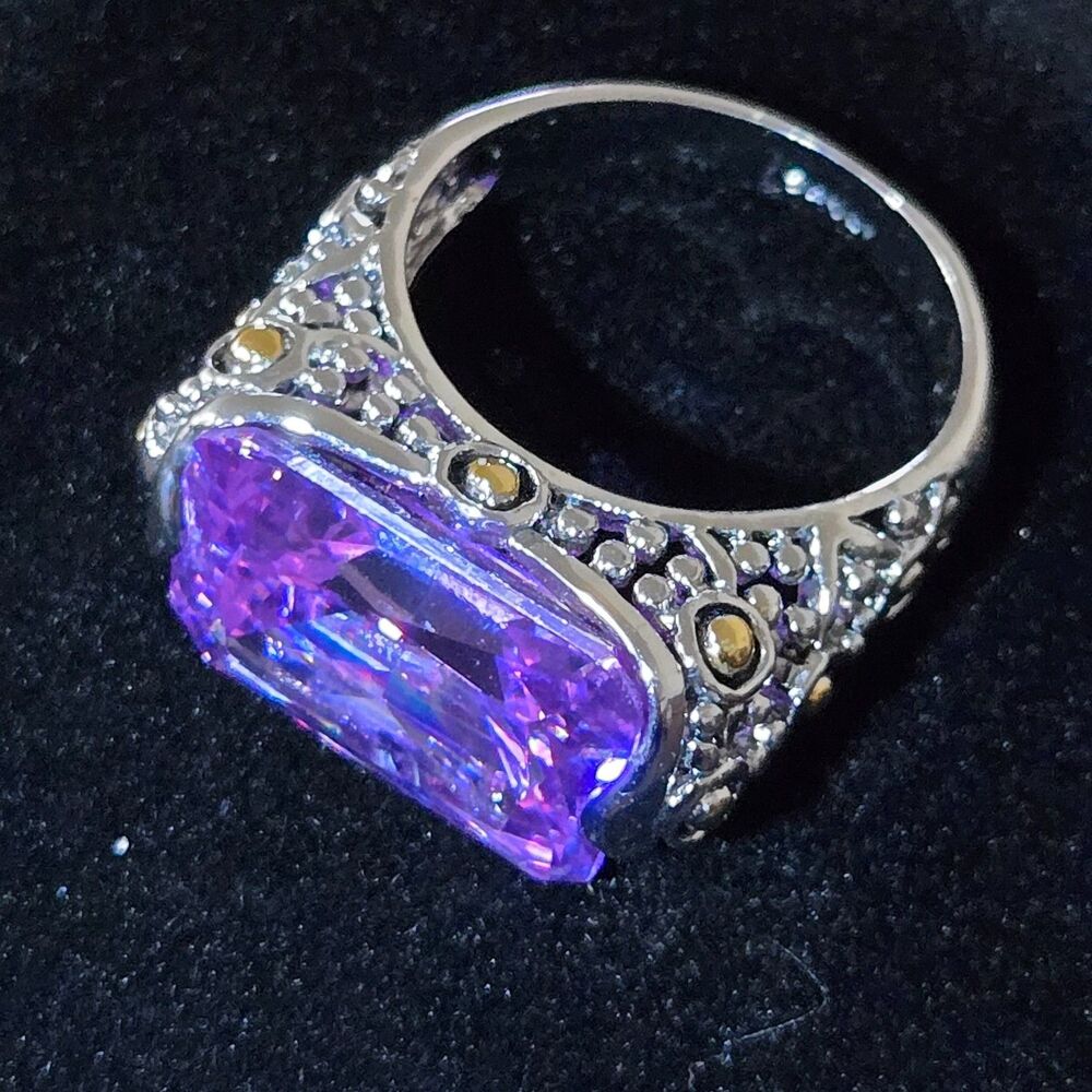 Vintage 18KGE Purple CZ Statement Ring – Size 10 - Picture 4 of 10